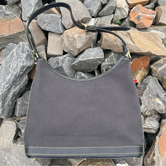 NEW Dooney & Bourke purse - Picture 4 of 10